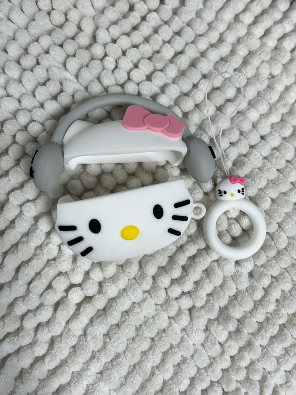 Hello Kitty White & Pink Silicone AirPods Case with Ring Charm